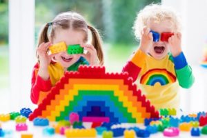 Giocattoli per Bambini Piccoli: 4 idee regalo da non perdere